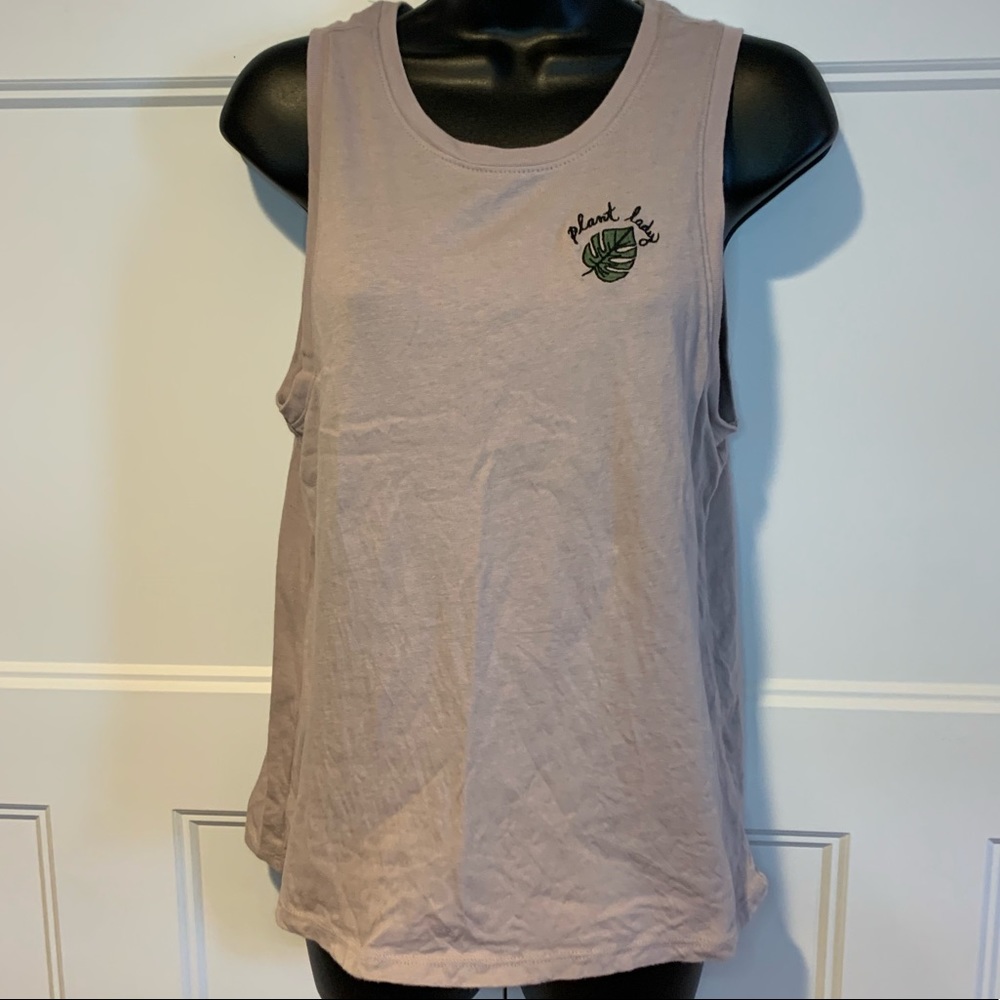 NWOT FIFTH SUN plant lady graphic gray mauve top